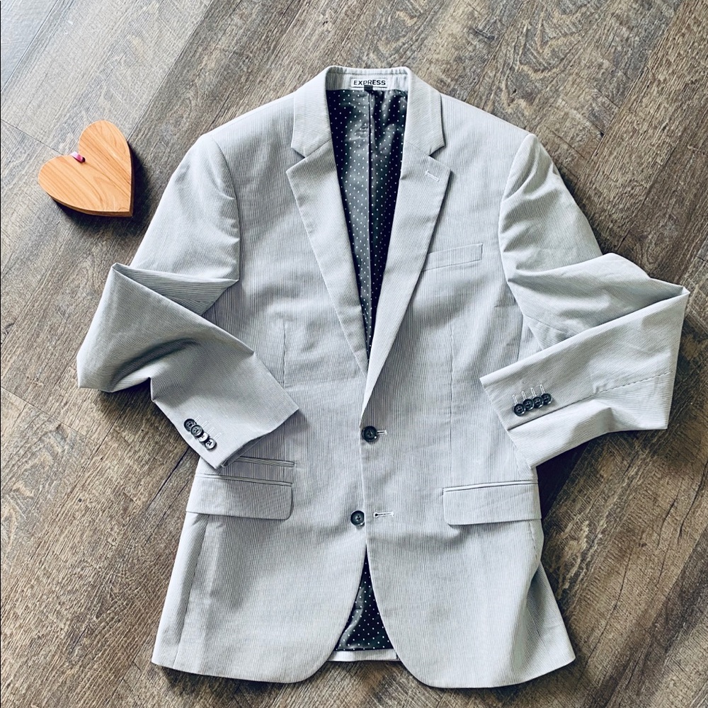 Express -photographer 3 piece suite